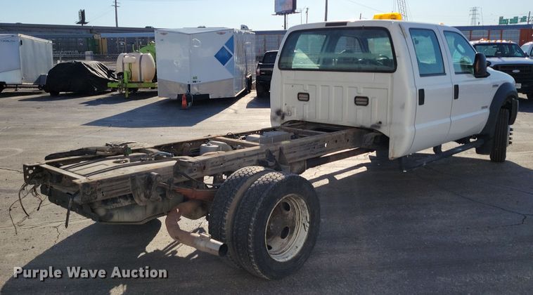 image for item DK4184 2007 Ford F550 Super Duty XL Crew Cab truck cab and chassis