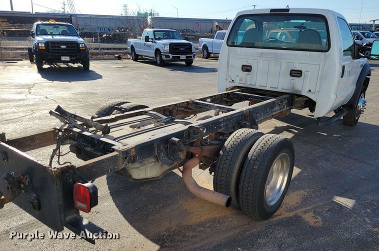 image for item DK4185 2006 Ford F450 Super Duty XL truck cab and chassis