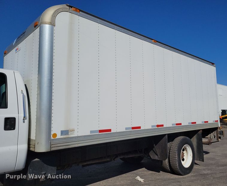 image for item DK4187 2000 Ford F650 Super Duty XLT box truck