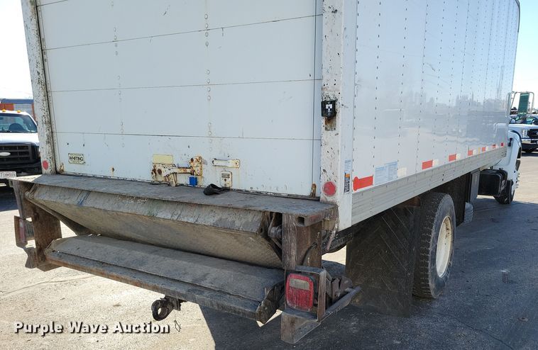 image for item DK4187 2000 Ford F650 Super Duty XLT box truck