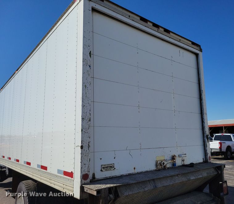 image for item DK4187 2000 Ford F650 Super Duty XLT box truck