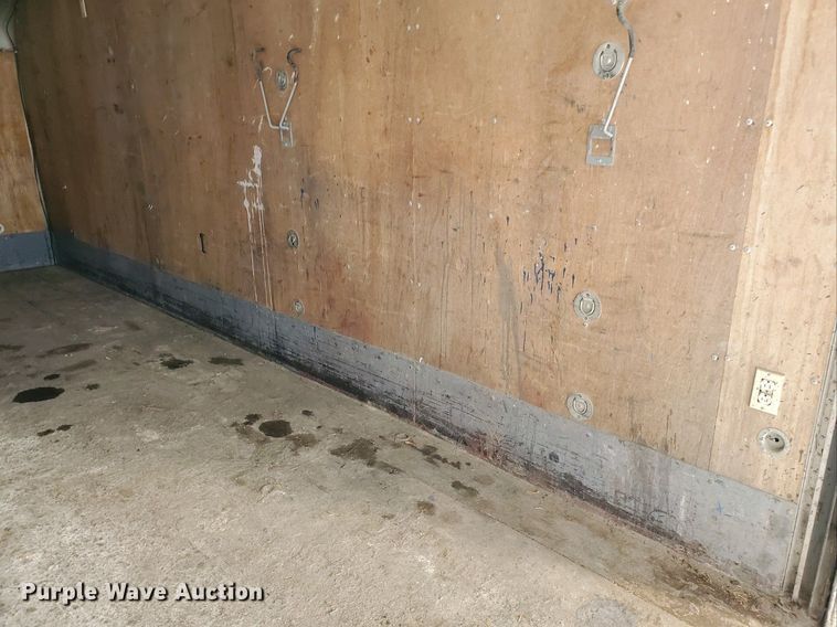 image for item DK4187 2000 Ford F650 Super Duty XLT box truck