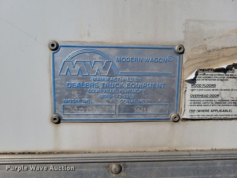 image for item DK4187 2000 Ford F650 Super Duty XLT box truck