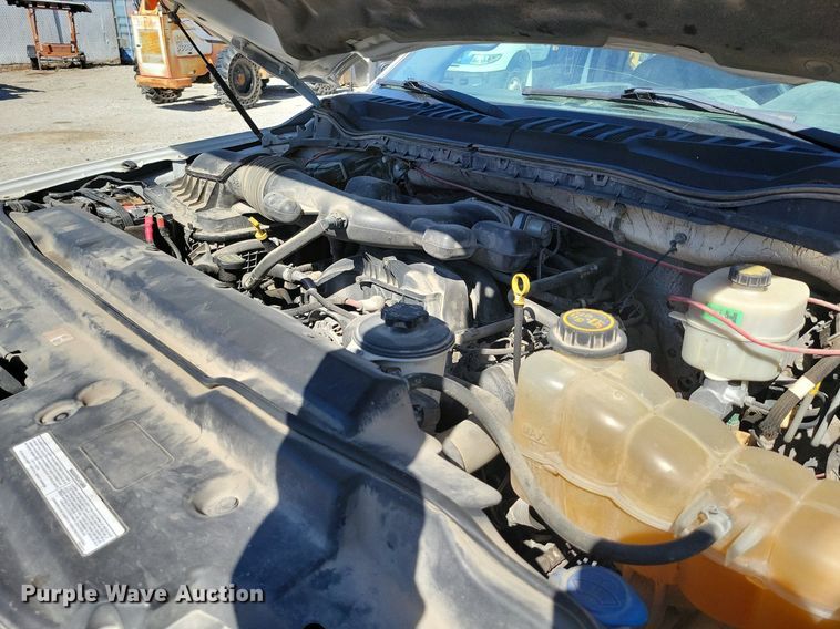 image for item DK4193 2017 Ford F550 Super Duty XL SuperCab truck cab and chassis