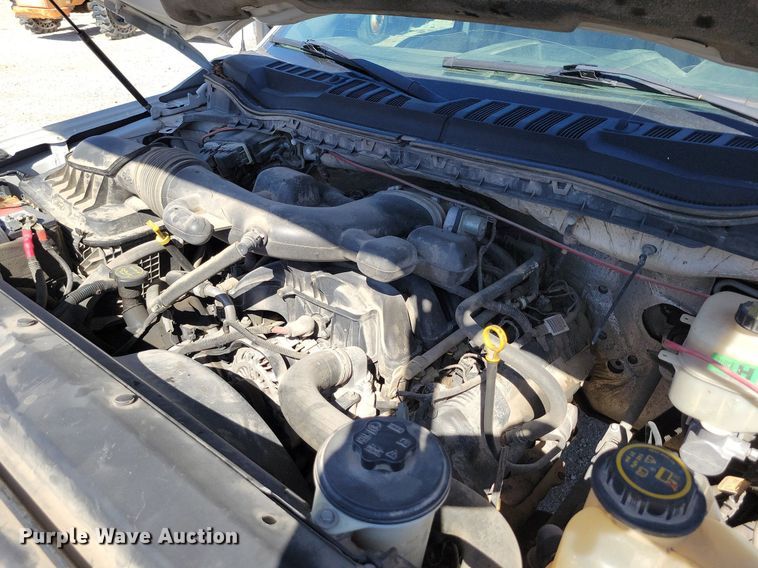 image for item DK4193 2017 Ford F550 Super Duty XL SuperCab truck cab and chassis