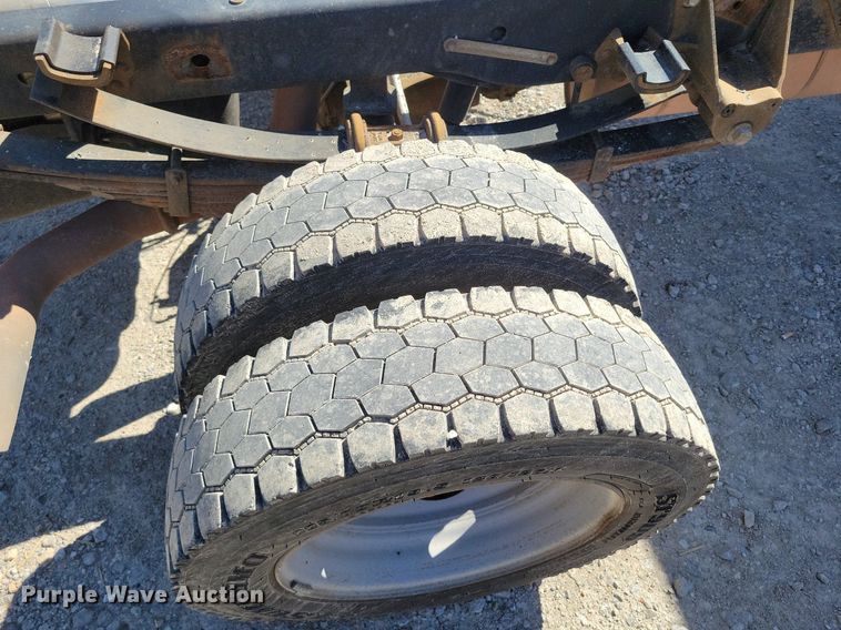 image for item DK4193 2017 Ford F550 Super Duty XL SuperCab truck cab and chassis