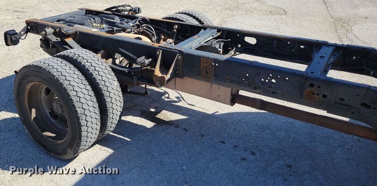 image for item DK4194 2017 Ford F550 Super Duty XL SuperCab truck cab and chassis