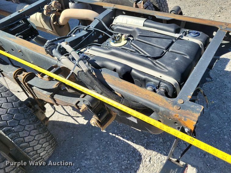 image for item DK4194 2017 Ford F550 Super Duty XL SuperCab truck cab and chassis