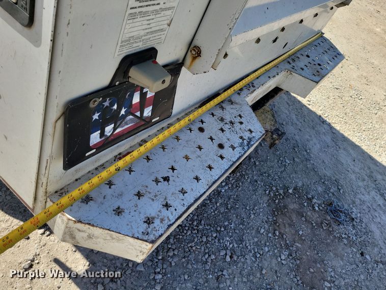 image for item DK4195 2018 Chevrolet Silverado 2500 HD Crew Cab utility bed pickup truck