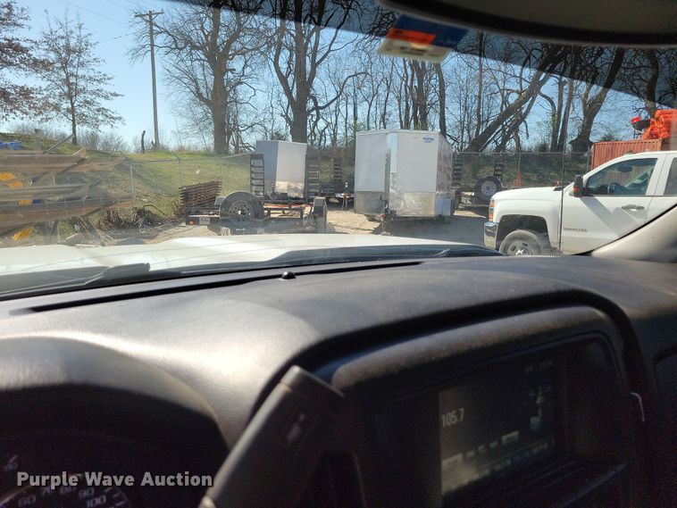 image for item DK4195 2018 Chevrolet Silverado 2500 HD Crew Cab utility bed pickup truck