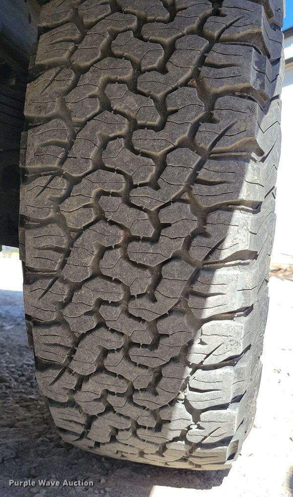 image for item DK4195 2018 Chevrolet Silverado 2500 HD Crew Cab utility bed pickup truck