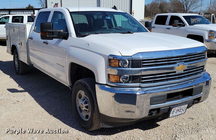 image for item DK4196 2018 Chevrolet Silverado 2500 HD Crew Cab utility bed pickup truck