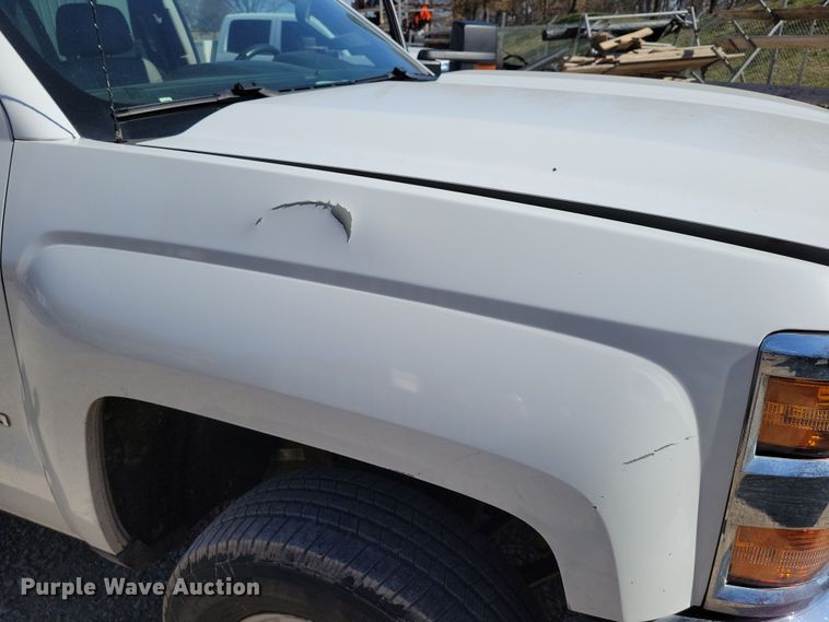 image for item DK4196 2018 Chevrolet Silverado 2500 HD Crew Cab utility bed pickup truck