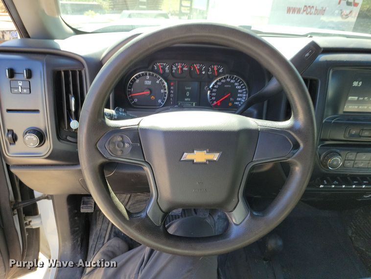 image for item DK4196 2018 Chevrolet Silverado 2500 HD Crew Cab utility bed pickup truck