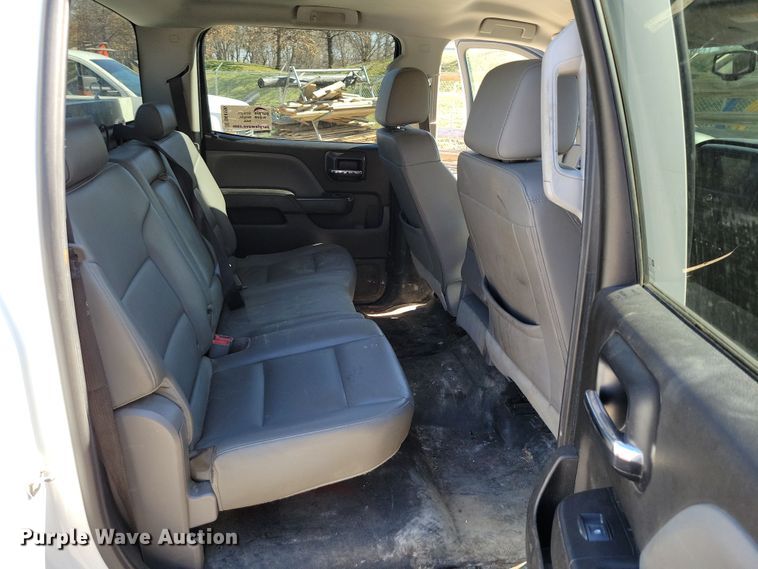 image for item DK4196 2018 Chevrolet Silverado 2500 HD Crew Cab utility bed pickup truck