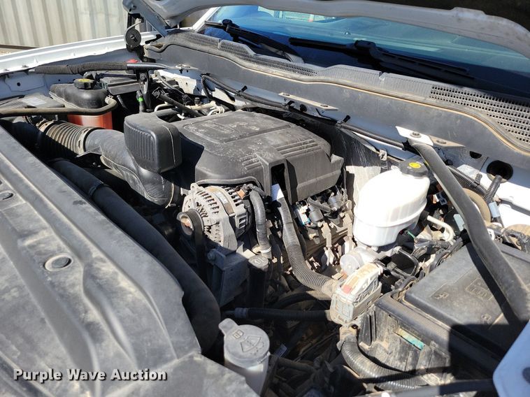 image for item DK4196 2018 Chevrolet Silverado 2500 HD Crew Cab utility bed pickup truck