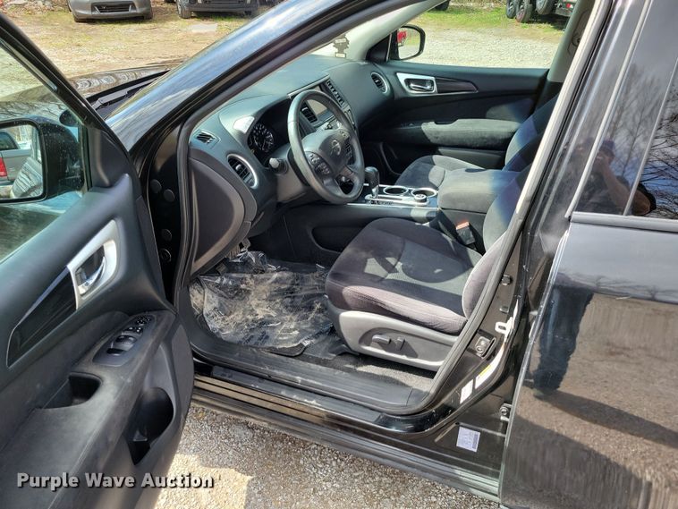 image for item DK4218 2015 Nissan Pathfinder SUV
