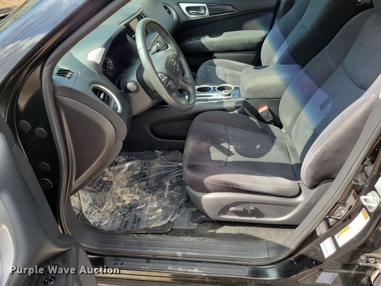 image for item DK4218 2015 Nissan Pathfinder SUV