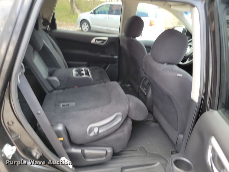 image for item DK4218 2015 Nissan Pathfinder SUV