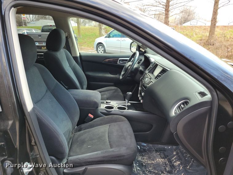 image for item DK4218 2015 Nissan Pathfinder SUV