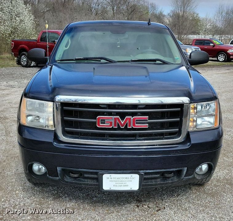 image for item DK4219 2007 GMC Sierra 1500 Ext. Cab pickup truck