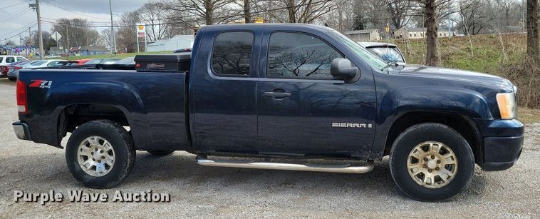 image for item DK4219 2007 GMC Sierra 1500 Ext. Cab pickup truck