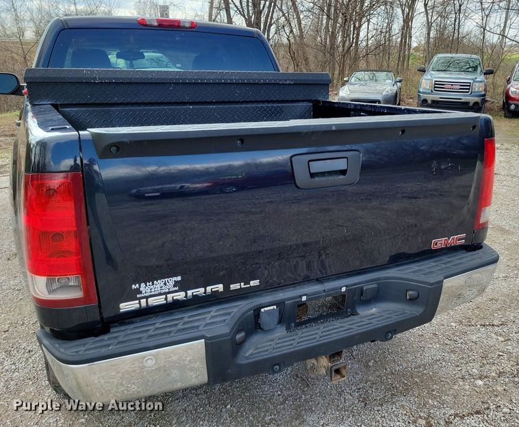 image for item DK4219 2007 GMC Sierra 1500 Ext. Cab pickup truck