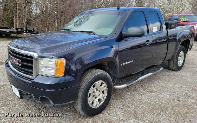 image for item DK4219 2007 GMC Sierra 1500 Ext. Cab pickup truck