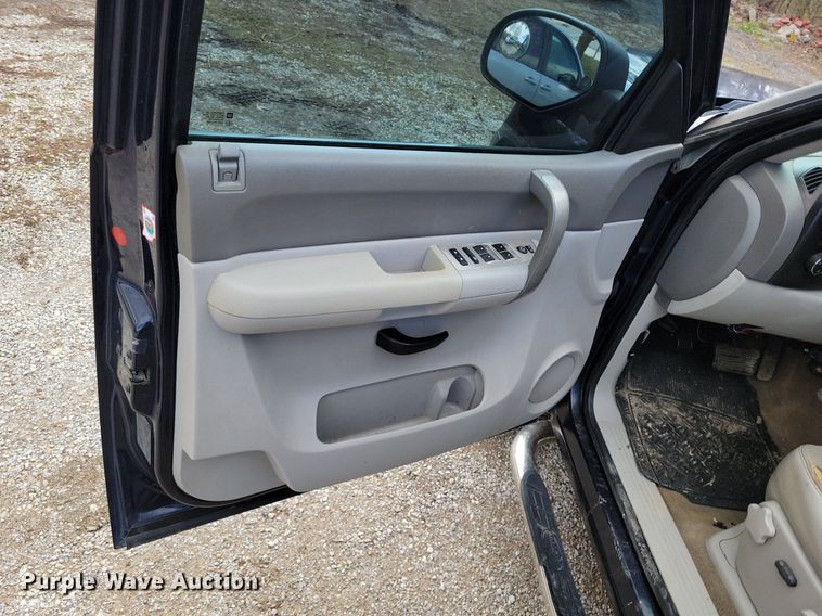 image for item DK4219 2007 GMC Sierra 1500 Ext. Cab pickup truck