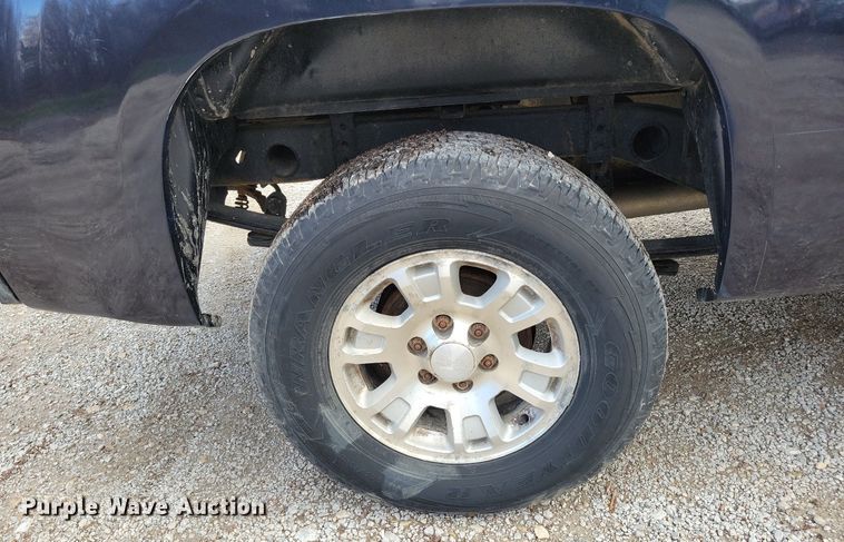 image for item DK4219 2007 GMC Sierra 1500 Ext. Cab pickup truck