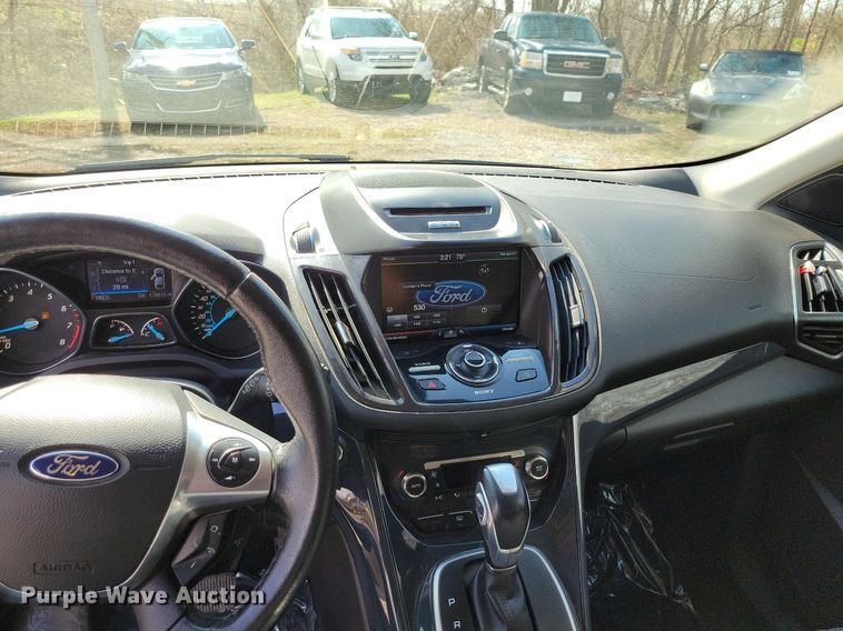 image for item DK4221 2013 Ford Escape SUV