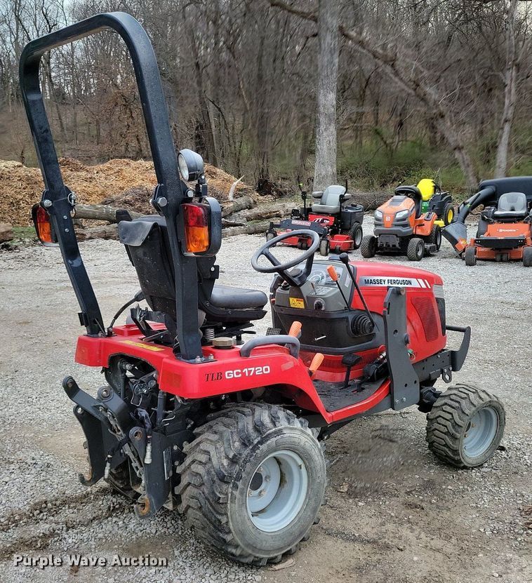 image for item DK4222 2018 Massey Ferguson GC1720 tractor