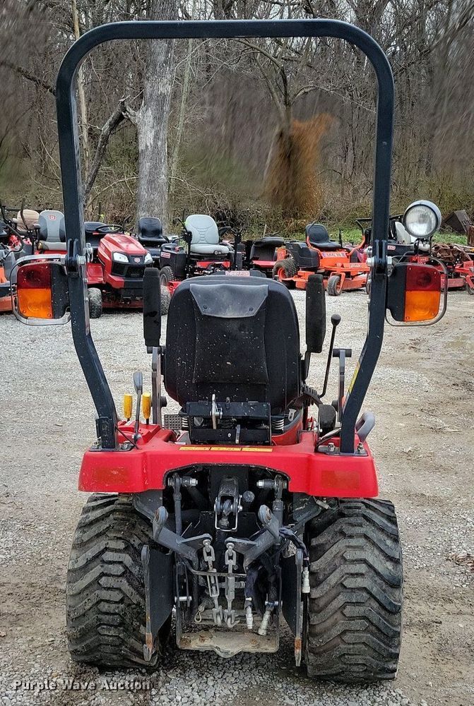 image for item DK4222 2018 Massey Ferguson GC1720 tractor