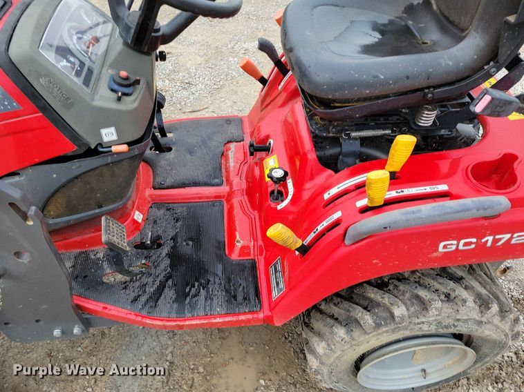 image for item DK4222 2018 Massey Ferguson GC1720 tractor