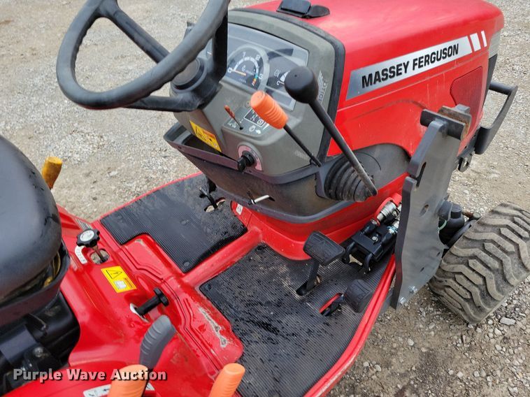 image for item DK4222 2018 Massey Ferguson GC1720 tractor