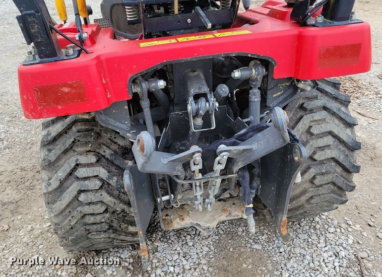 image for item DK4222 2018 Massey Ferguson GC1720 tractor