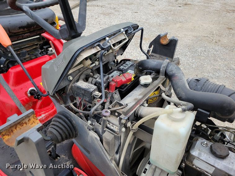 image for item DK4222 2018 Massey Ferguson GC1720 tractor