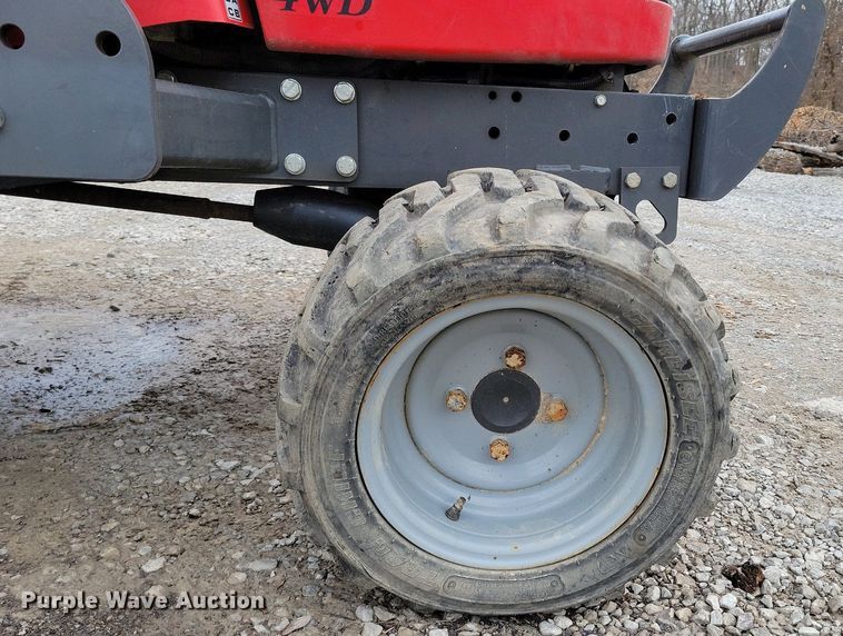 image for item DK4222 2018 Massey Ferguson GC1720 tractor