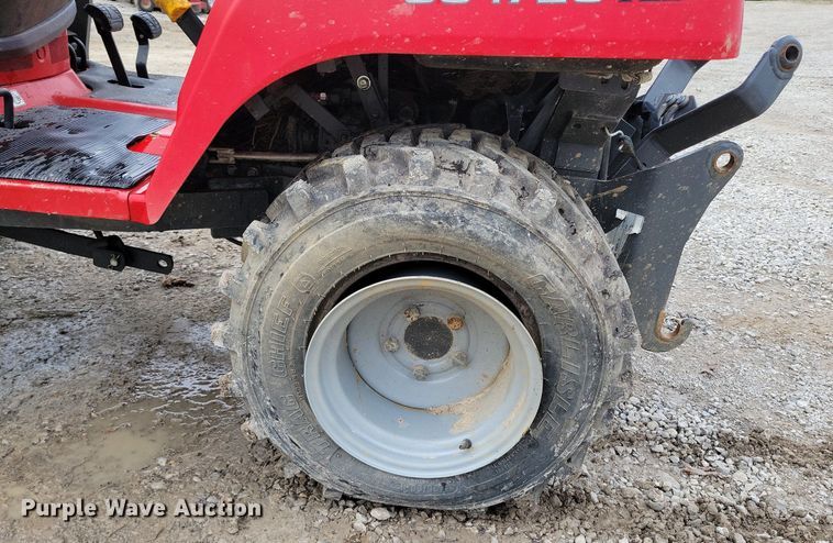 image for item DK4222 2018 Massey Ferguson GC1720 tractor