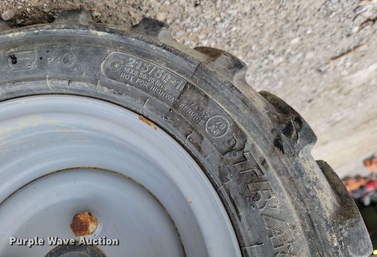 image for item DK4222 2018 Massey Ferguson GC1720 tractor