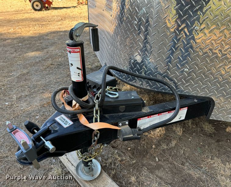 image for item DK6800 2021 Royal Cargo LCHT35-716-86 enclosed cargo trailer