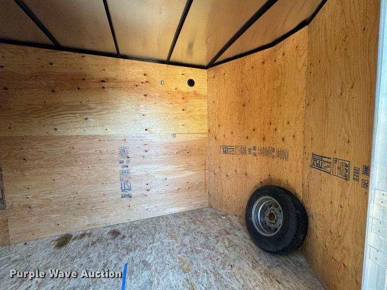 image for item DK6800 2021 Royal Cargo LCHT35-716-86 enclosed cargo trailer