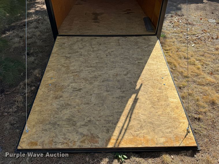 image for item DK6800 2021 Royal Cargo LCHT35-716-86 enclosed cargo trailer