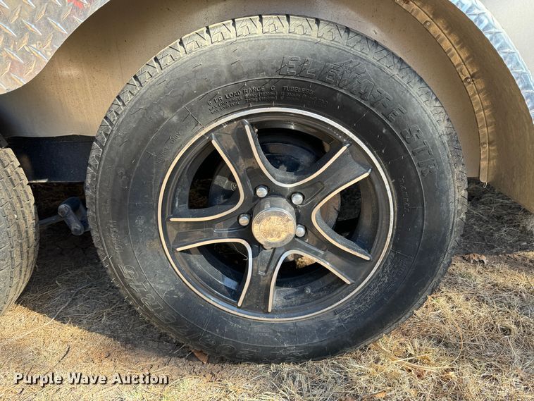 image for item DK6800 2021 Royal Cargo LCHT35-716-86 enclosed cargo trailer