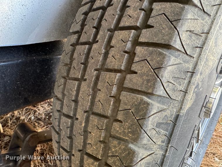 image for item DK6800 2021 Royal Cargo LCHT35-716-86 enclosed cargo trailer