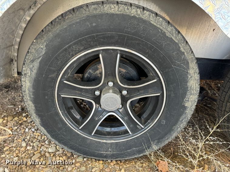 image for item DK6800 2021 Royal Cargo LCHT35-716-86 enclosed cargo trailer