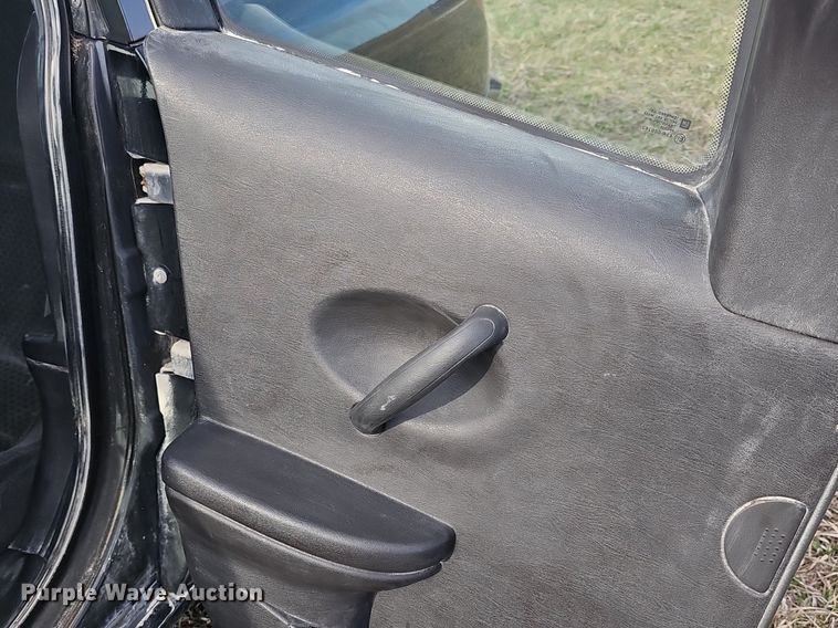 image for item DM1514 2004 Saturn Ion 