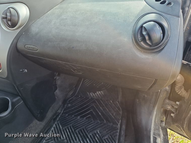 image for item DM1514 2004 Saturn Ion 