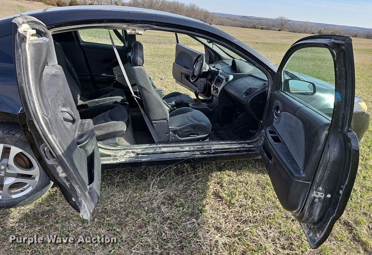 image for item DM1514 2004 Saturn Ion 