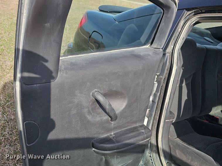 image for item DM1514 2004 Saturn Ion 